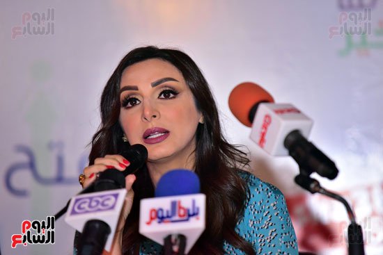 youm7's tweet photo. بالصور .. تكريم #أنغام كسفيرة الخير لحملة "حقهم في كساء جديد زينا"

https://t.co/t1KY4RBTbJ @Angham https://t.co/LIJjsUAhxw