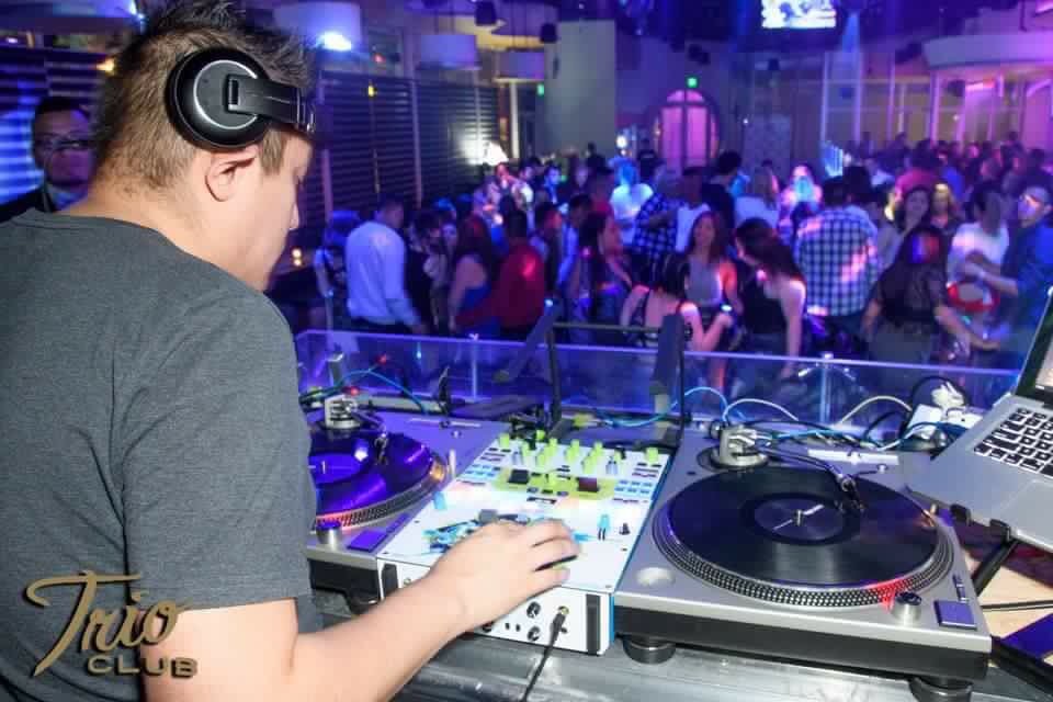 TrioKaraoke's tweet photo. Trio club is where you want to be! #PDXNightLife #TrioClub #TrioKaraoke https://t.co/oigFnSfk6v