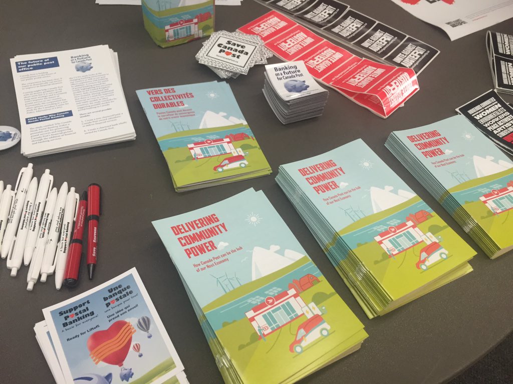 Laurel_BC's tweet image. Great event on #deliveringcommunitypower in Esquimalt tonight. It's time to #greenthefleet! @SaveCanadaPost #yyj