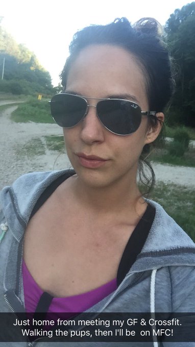 I just got out of the shower &amp; am feeling fabulous!! I still need to eat something, but I'll be on cams<a href="/tag/onmfc"class="tags"><span>#onmfc</span></a>