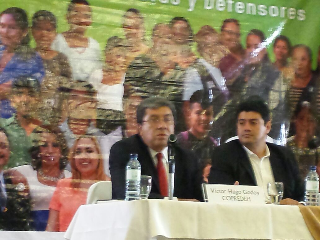 .@COPREDEH se compromete a contar con una política de protección en 2016, afirma Víctor Godoy. #somosdefensores