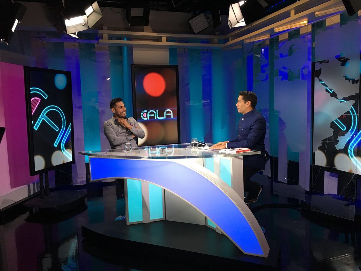 EspinozaOficial's tweet image. En vivo con @cala!!

#NoPonganEsasCanciones 
#CalaHastaPronto