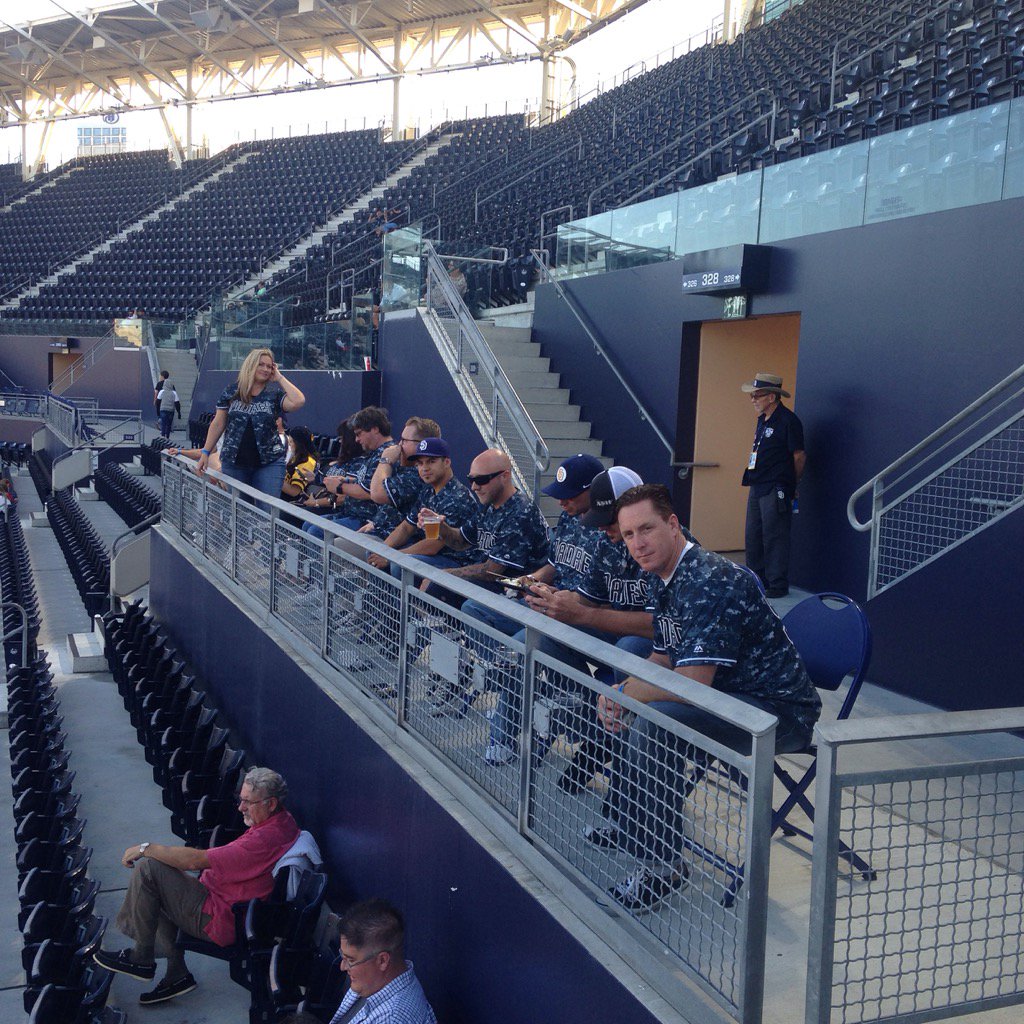 #TeamNSW #sdinhd Padres game night!