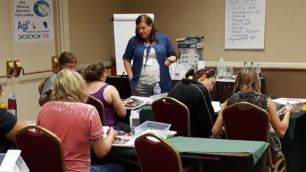 Mrs_G_RV's tweet photo. Enjoying working with others on inquiry lessons! #WAAEPDC #LikeAHawk @Mr_Krey https://t.co/c9LQfgWstC
