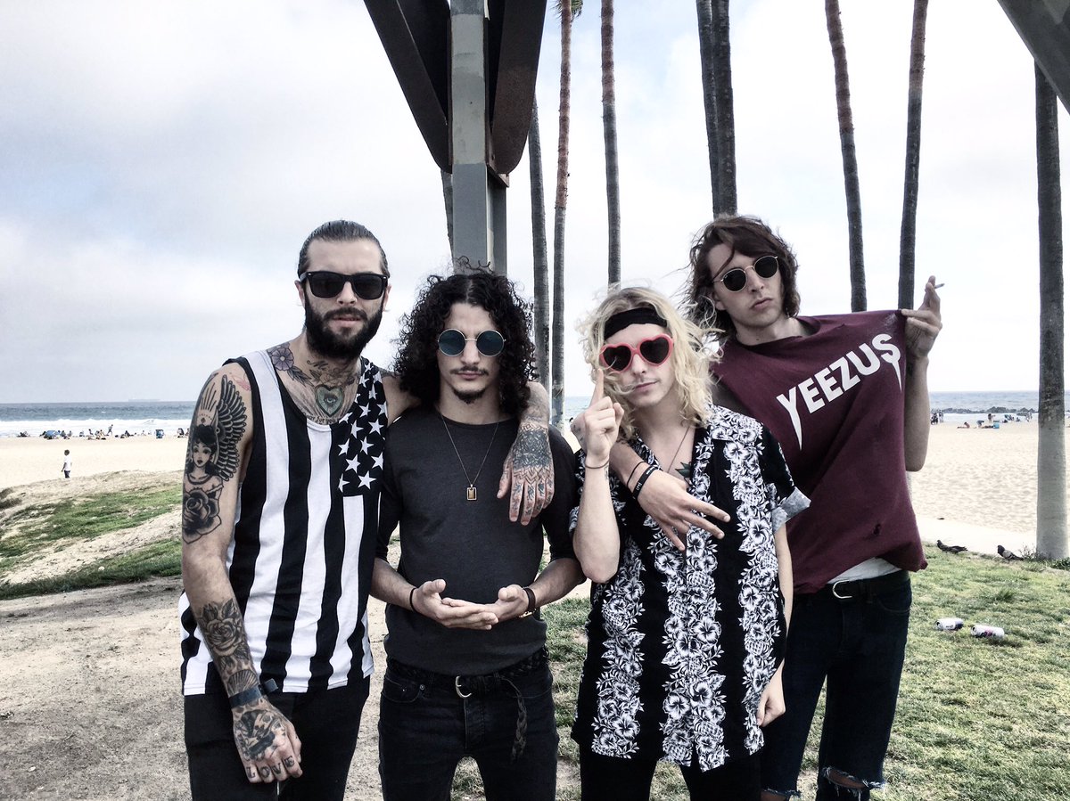 THEHUNNABAND's tweet photo. LA you know it ππΌ Last day of the US TOUR. Let's get this LITTTT π₯πΉ playing @BOOTLEGtheater Tonight!! #thehunna100 https://t.co/7ArodMgH9E