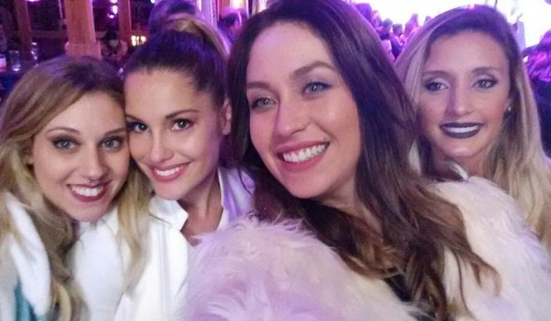gh_galista's tweet photo. Cuatro princesas juntas (L) ojala os veamos pronto juntas por tv de nuevo @Gemmacgreal @YuliCagna @IngridAceiton https://t.co/Cu14DlBzp0