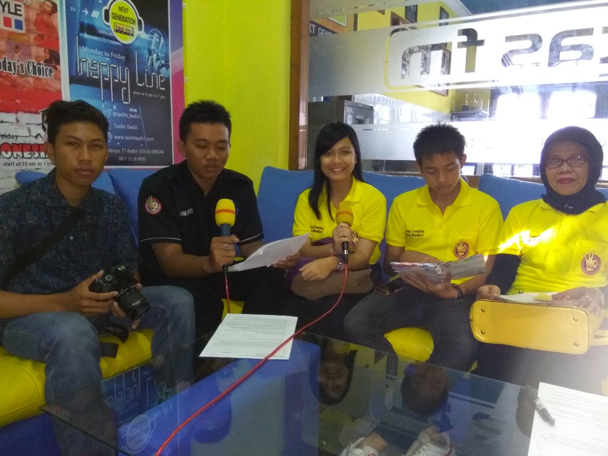 tasfm_kediri's tweet photo. kerabat muda yang pengen tau peran Genregers Yuk gabung di #FRESHTALKSHOW https://t.co/sc8OTVeuZA