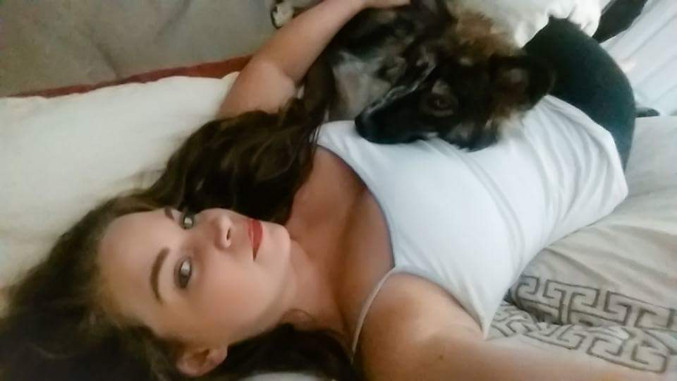 StrattonNicki's tweet image. Cuddling with my Andi