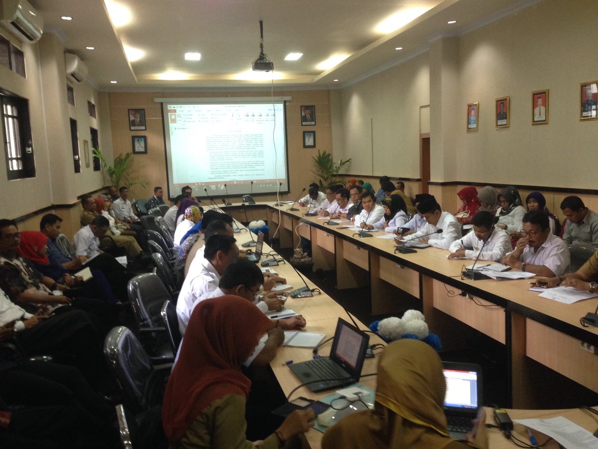 dplh_provsulsel's tweet photo. Rapat Sosialisasi Sekolah Adiwiyata "Sekolah Peduli &amp; Berbudaya Lingkungan" #blhd #sulsel #adiwiyata https://t.co/2WJiadaZUN