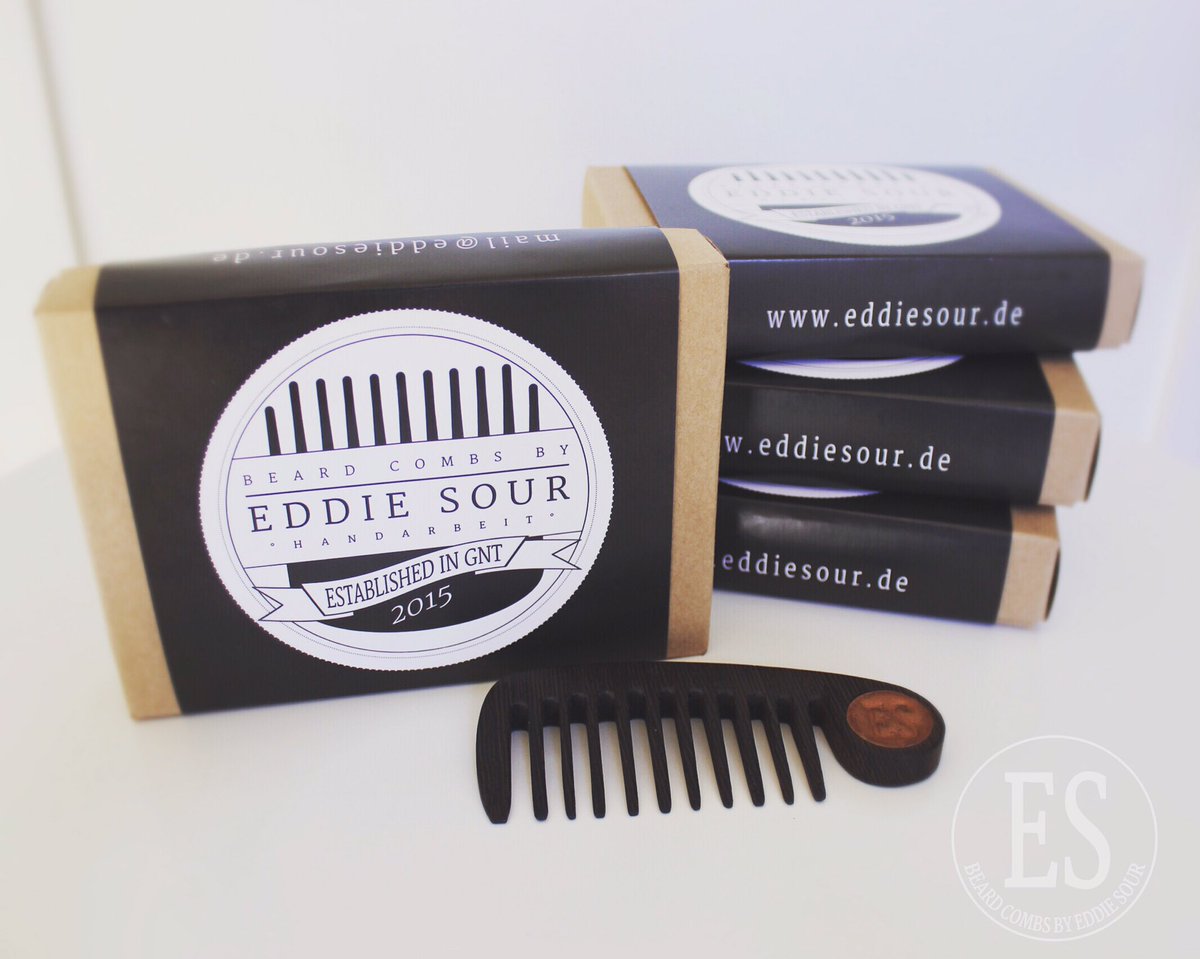 EDDIESOUR307's tweet photo. COMING SOON ⚜ Handmade Beard Combs by Eddie Sour

#Gentleman #beard #woodcomb #beardcomb #bart #bartkamm #comb #hair https://t.co/YZY5GFpwnq