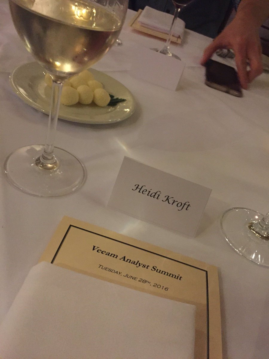 hmonroekroft's tweet photo. Dinner and wine! #vas16 #veeam (@ The @MeritageResort and Spa in Napa, CA) https://t.co/9rN8IR9RUb https://t.co/GDKh3oR69F