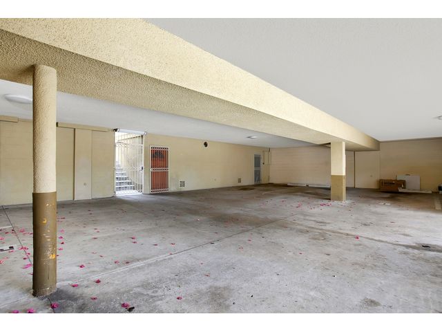 RealtyExpertsSD's tweet photo. North #PacificBeach #quiet 2bd 1ba in 12 unit bldg offers beach living without the noise https://t.co/u36ADF2eet https://t.co/AHf86BxE8x