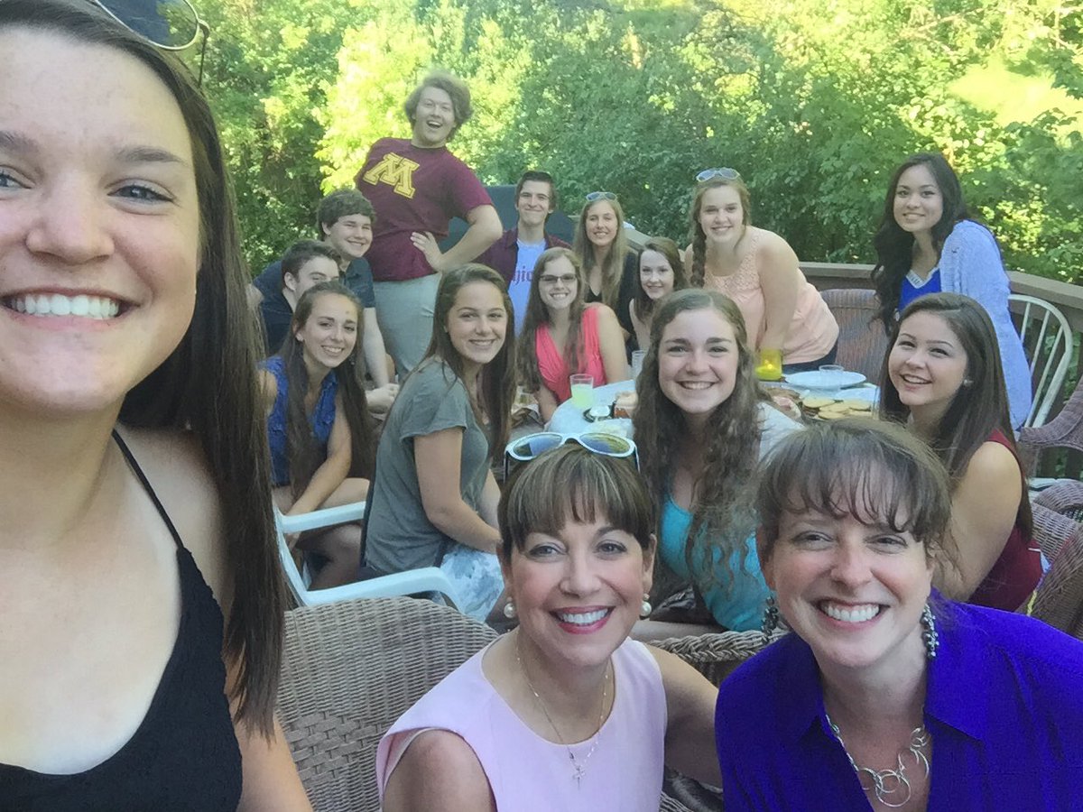 A huge thank you to Mrs. Schieber for hosting the second annual Taco Tuesday! 🌮