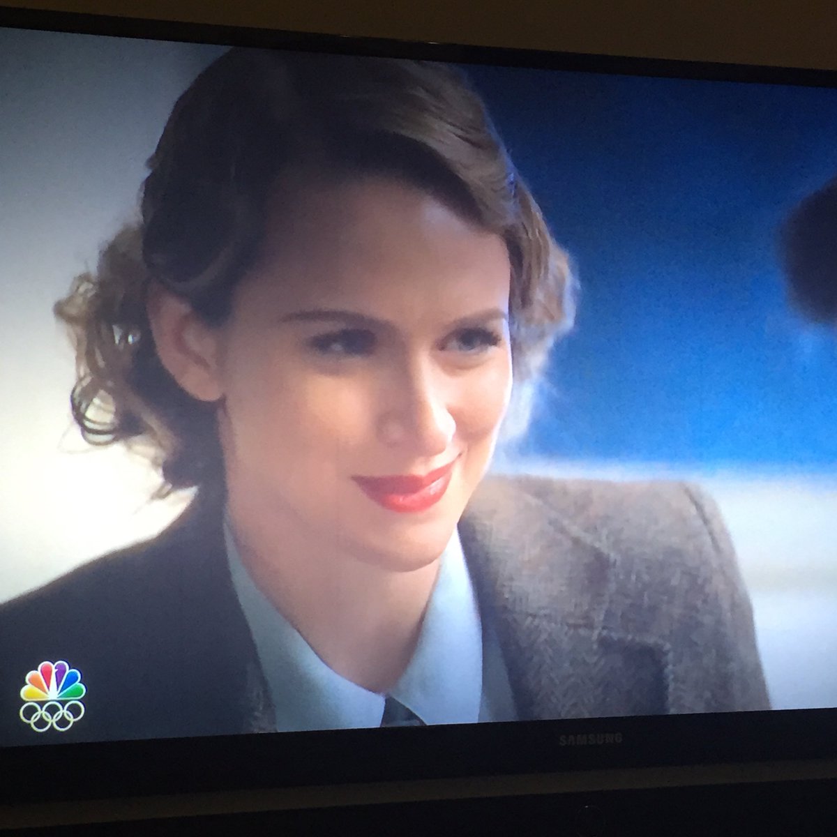 trulyoth's tweet photo. just saw @TheRealShantel in a commercial for her new show @NBCTimeless 😍 https://t.co/uWR2XIJB02