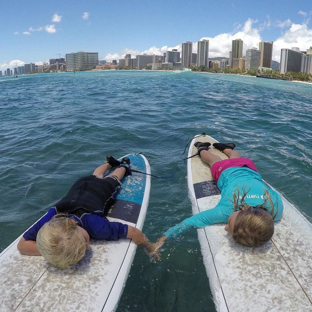 This is just about the cutest photo we've ever seen! 
#kidswhosurf #groms #siblings #famil… ift.tt/28Zh6GE