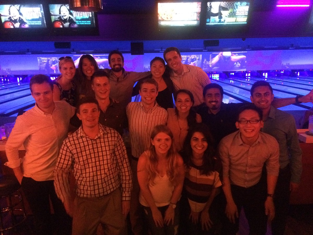 _CarmenDrake's tweet photo. What an awesome night out with the #ArupLA #interns at @BowleroBowl ! https://t.co/2fHCSbcexn