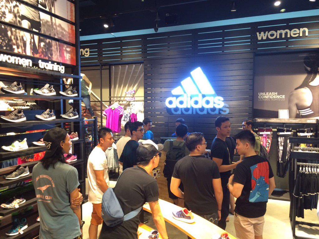 adidas lippo mall puri