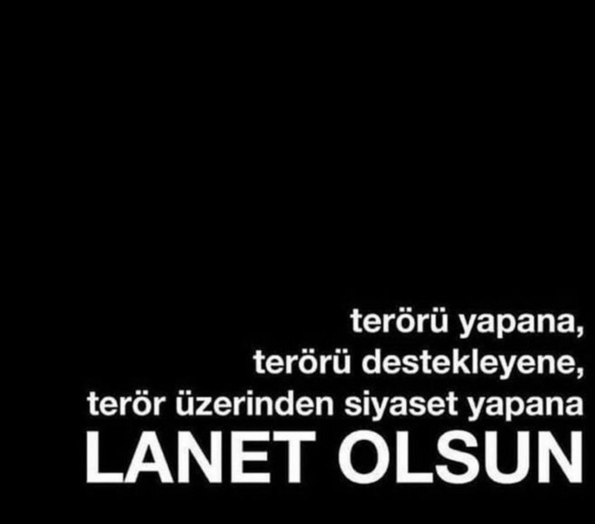 RehberKampus's tweet photo. Teröre lanet olsun!
#lanetliyoruz https://t.co/6USB0Eetmn