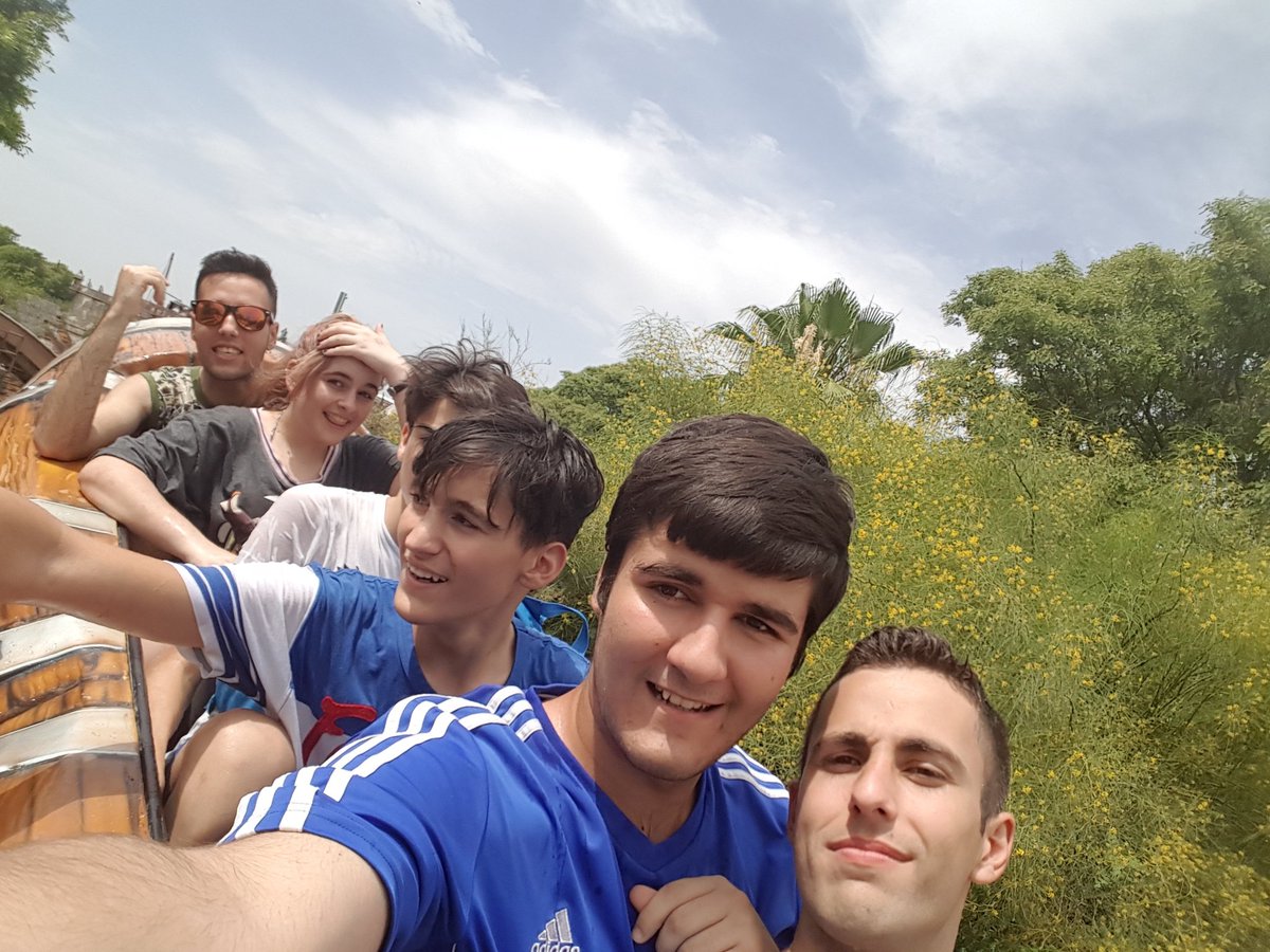 MADTeamLoL's tweet photo. Se acabaron las mini-vacaciones https://t.co/LKaMdbu2qD