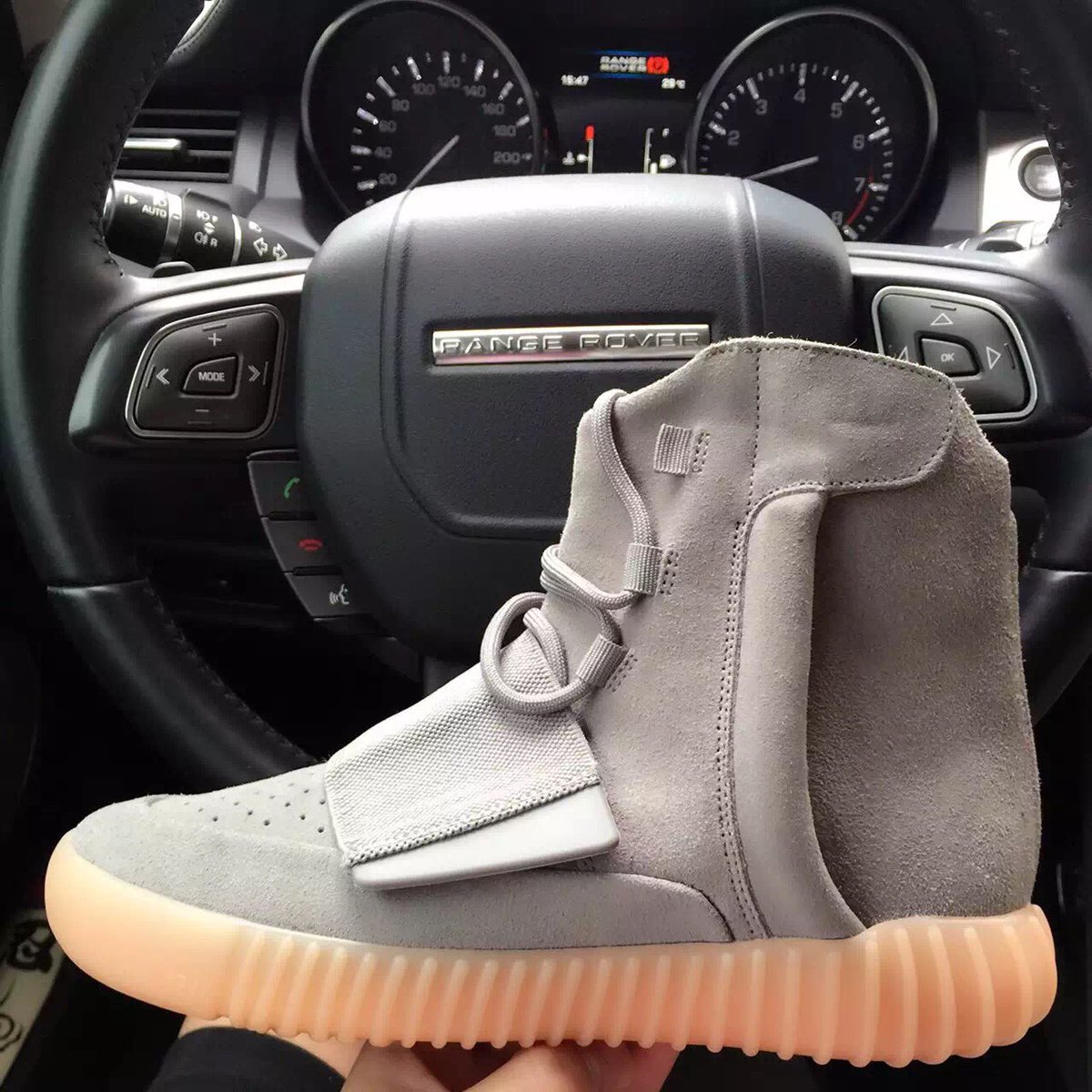Kanye West Yeezy 750 boost brown uk Pirate Black How To