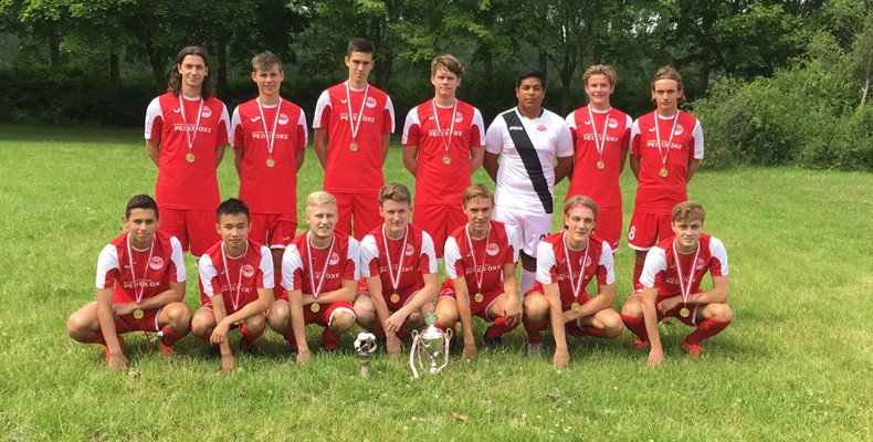 bsfodbold's tweet photo. (U19-1 Drenge) Vinder af U19 Øst 2 https://t.co/ZFnrz0T71S
#bsfodbold #ligabold #ballerup #skovlunde https://t.co/CAu98wj5vi