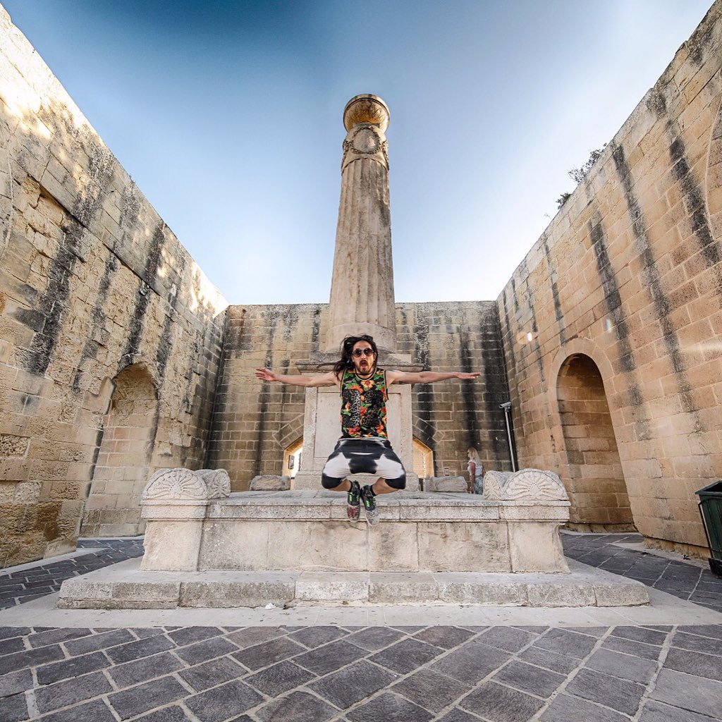 #aokijump #693. The Hoc Monumentum Jump. Upper Barrakka Gardens. Valletta, Malta. June 28, 2016. https://t.co/s92AGoBp8r