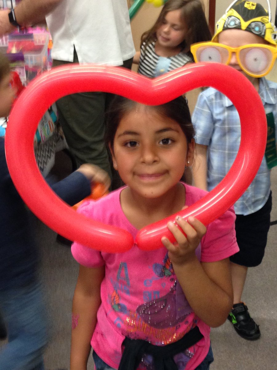 EPSFoundation's tweet photo. We ❤️ you! Thx 2 all our amazing donors, friends &amp; volunteers 4 a fab school year. #fulldayk #yeg #epsb @lionsclubs https://t.co/HZ9H3EHiK9