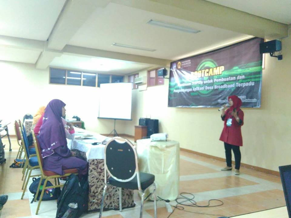 Unpab_Radio's tweet photo. Tim Hukaku dan Smart Fisherman dari @unpab_pancabudi masuk finalis @kominfosdbt . Semangat Terus buat Tim Hukaku ..! https://t.co/rLeukluEr6
