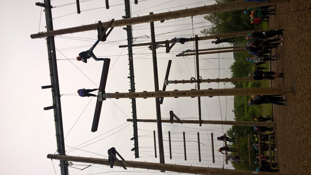 WiralN's tweet photo. Team work from straight outta seacombe #ncs #wirralncs @NCSIngeus @NCS @Kingswood_ https://t.co/KOaSYyVnaR