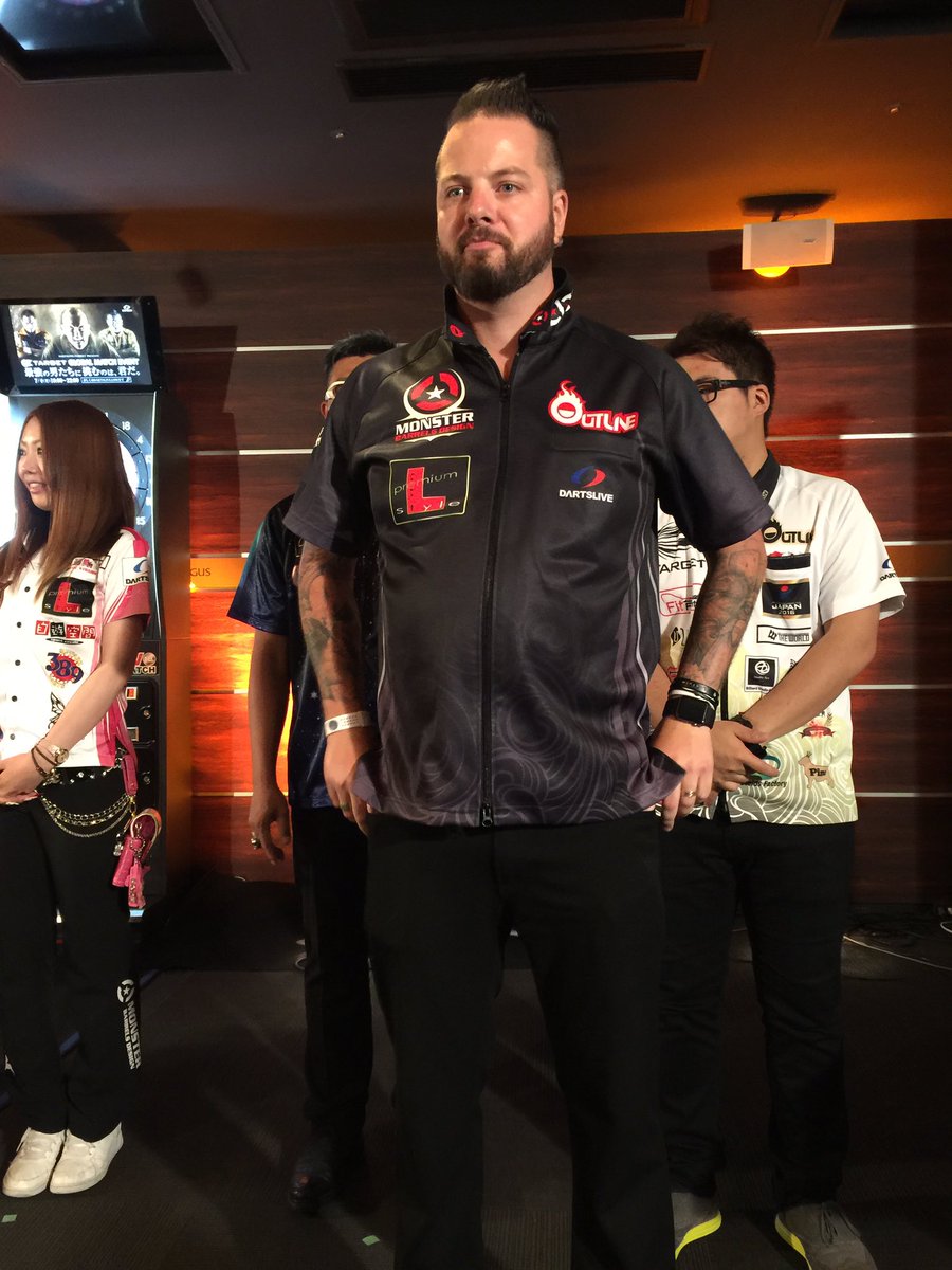 Garryplummer's tweet photo. Winner Adrian Gray! Well done @adriangray180 @PhilTaylor @TargetDarts @targetsports_jp https://t.co/YJDBbMbYsD