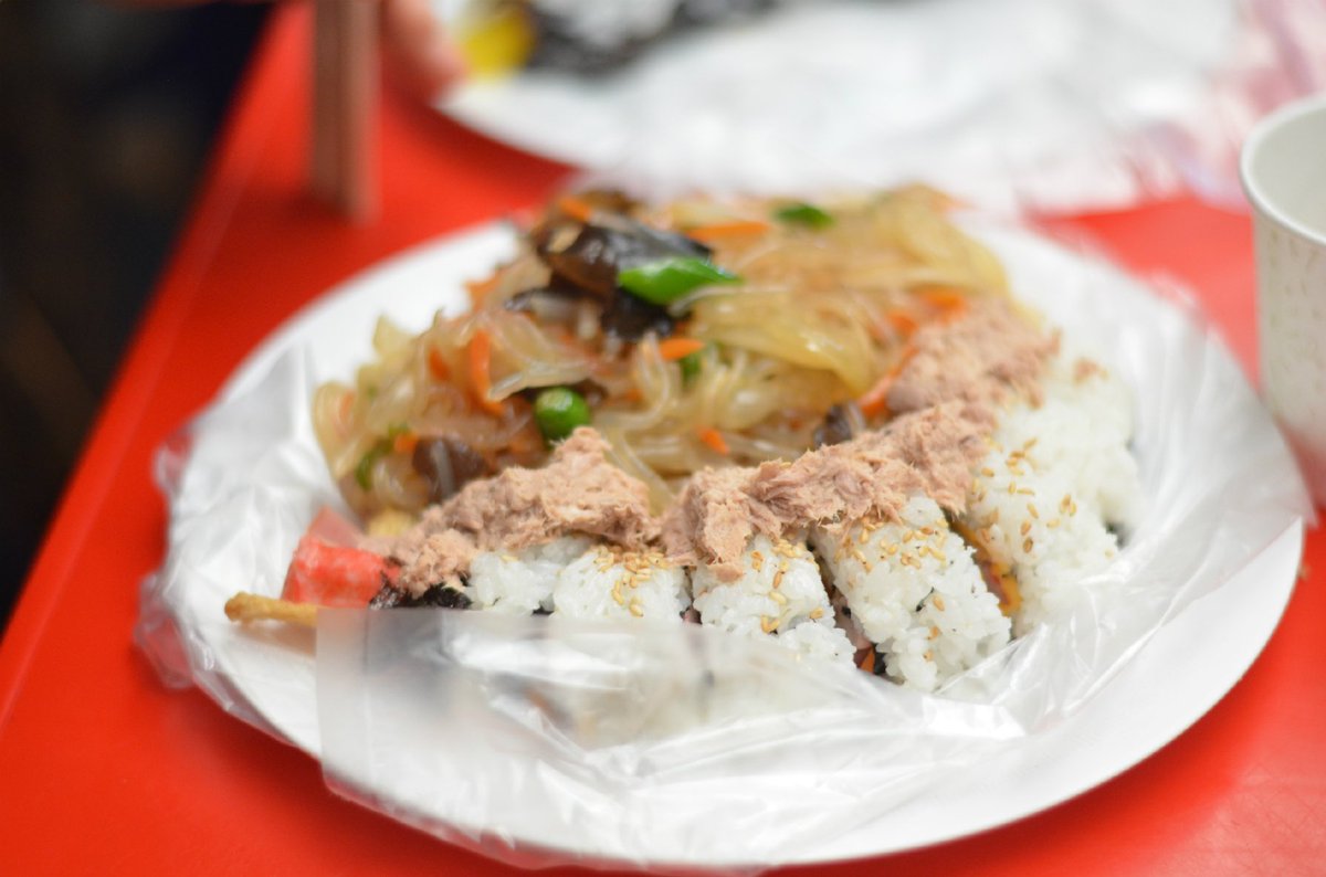 Japchae Kimbap 잡채김밥 (Gwangjang Market, Seoul) #foodporn #food #southkorea #seoul wikitree.us/story/10898