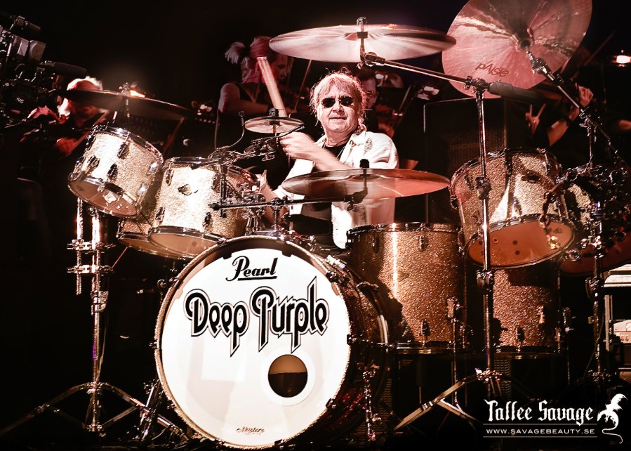 ¡Hoy cumple años IAN PAICE de <a href="/_DeepPurple/">Deep Purple</a>!
#HappyBirthdayIanPaice <a href="/TheIanPaice/">Ian Paice</a> youtube.com/watch?v=KfRHj6…