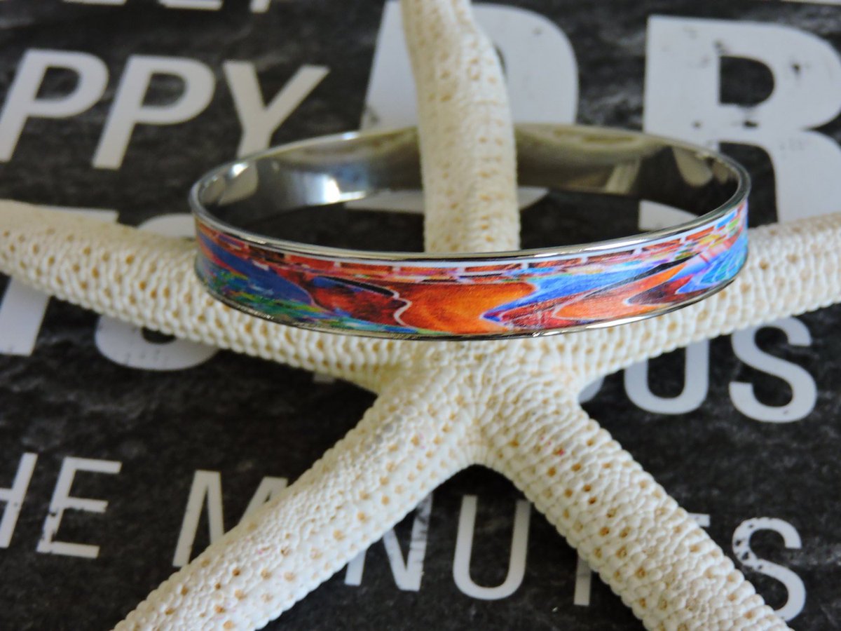 siljewel5's tweet image. Decoupage Silver Plated Bangle Bracelet Aztec Southerwestern Design tuppu.net/420304d2 #SILJEWEL #AztecDesign