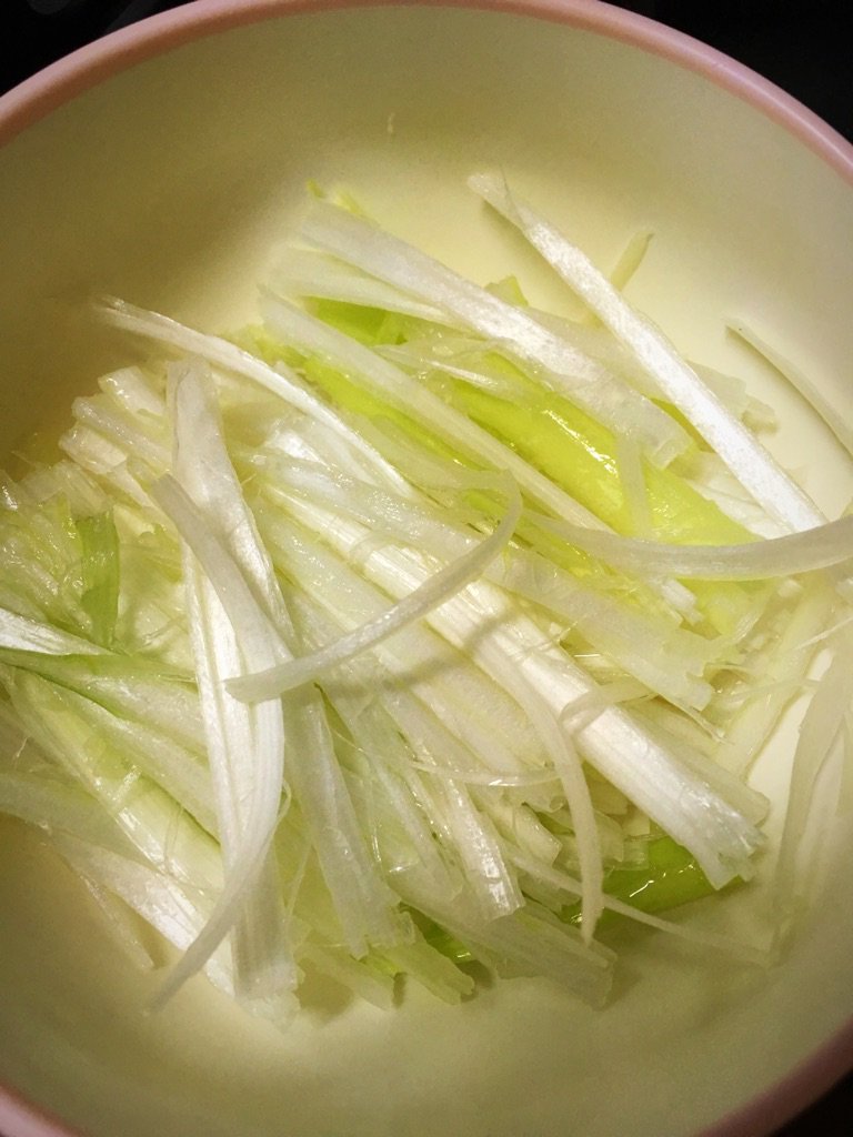 あや フォークでとかしたら白髪ねぎの出来上がり T Co Gdfgyc2rsj Twitter