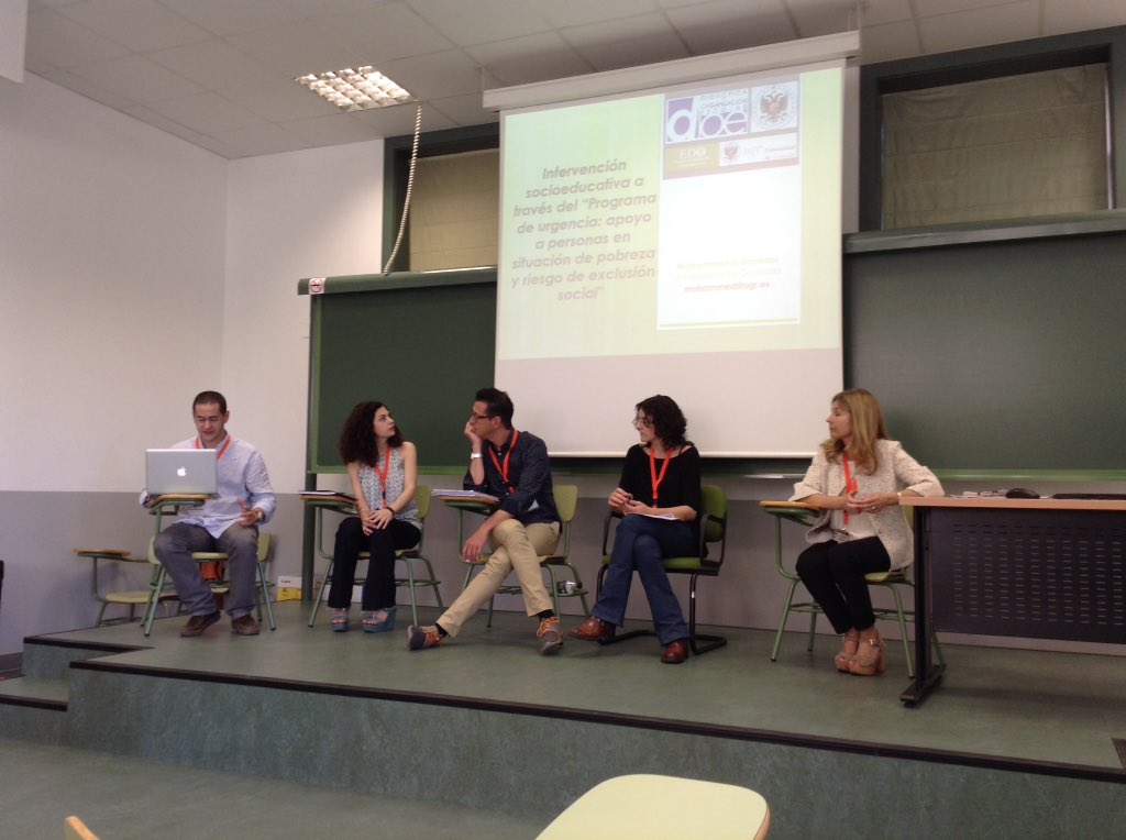 GrupoEDO's tweet photo. Última intervención del simposio #redEDO a cargo de @mohaugr #CongresoSEP2016 https://t.co/PK6juSegQB