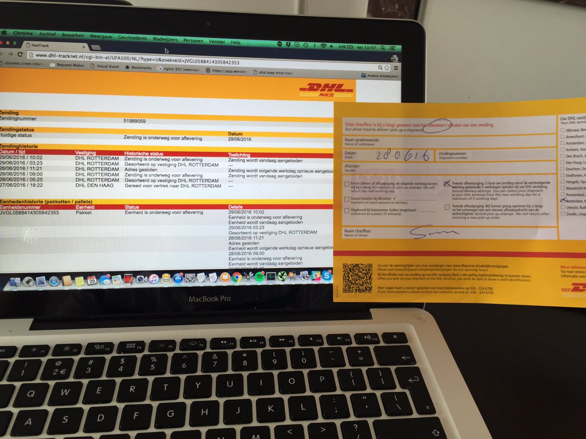 JochemWarnaar's tweet photo. @DHL_NLexpress Kaartje en online spreken elkaar tegen. Moet ik gaan afhalen of komen jullie langs vandaag? https://t.co/P3CgdVlXWK