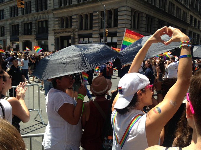 3 pic. Was great being at nyc gay pride #Pride2016 had such fun ! X https://t.co/Qcp5QHv9sV