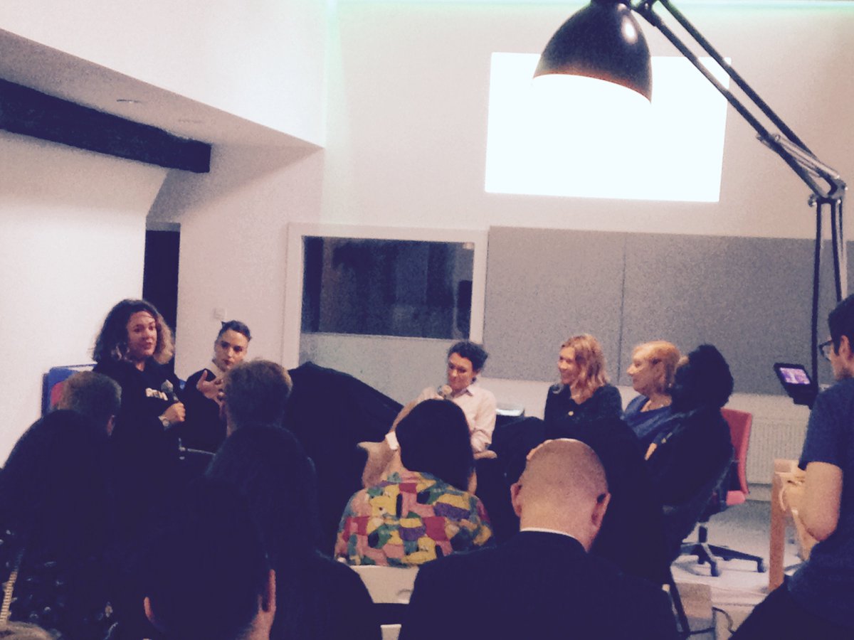 elaineverdon's tweet photo. @AndreaHoran talking all things #Hunreal this am in @ThinkhouseIE for #TheYouthLab's Mission Marketing Breakfast ❤️ https://t.co/jZPvc42fC1