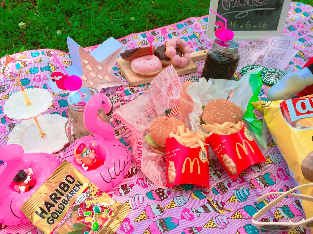 eriiiizel's tweet photo. 気まぐれ更新w
2人でオシャピク📷 https://t.co/7Oz3aUEELr