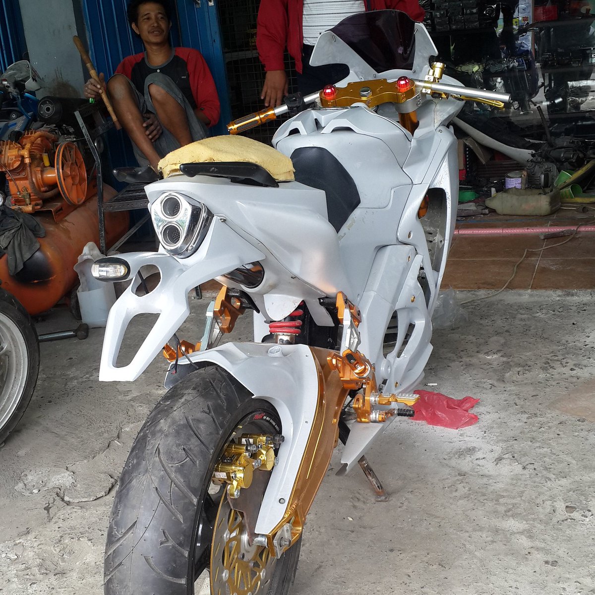 Wempi Hattu75gmail On Twitter Bengkel Jmw Motor Timika