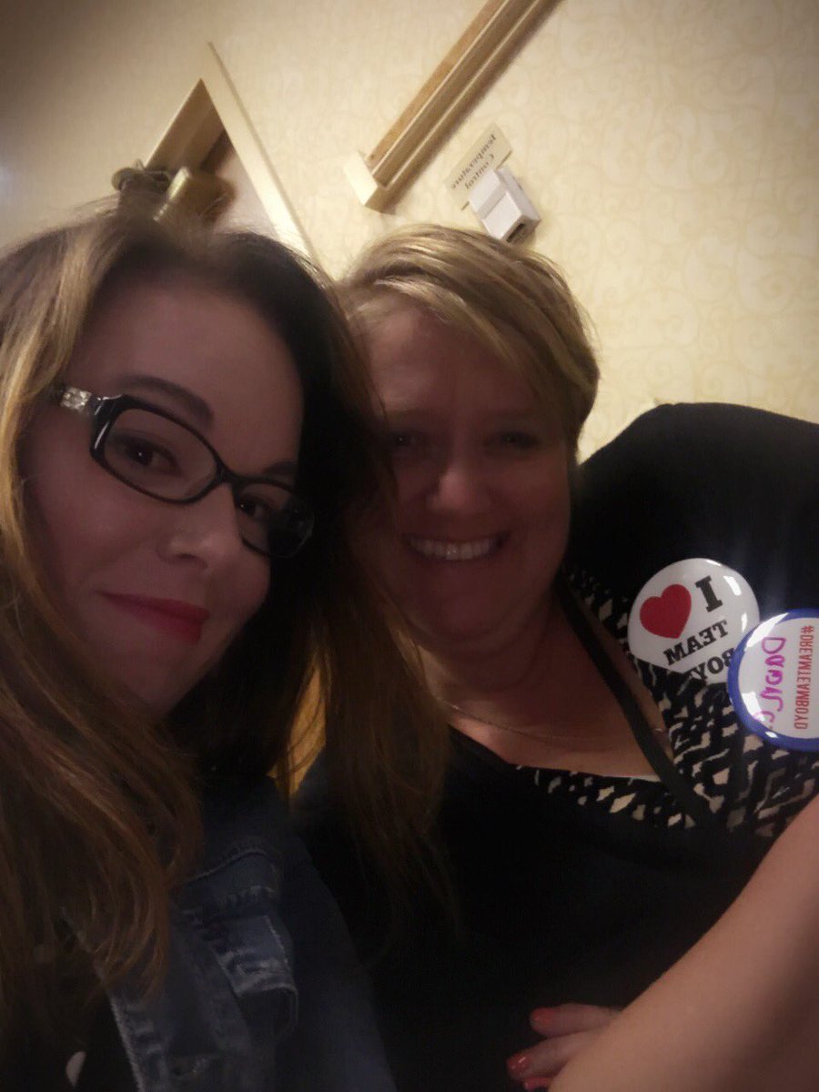 HeathergrlO's tweet photo. Learning about PEOs. #lovemydigitalfamily #ilovedawn https://t.co/WCyNbcU5Sl