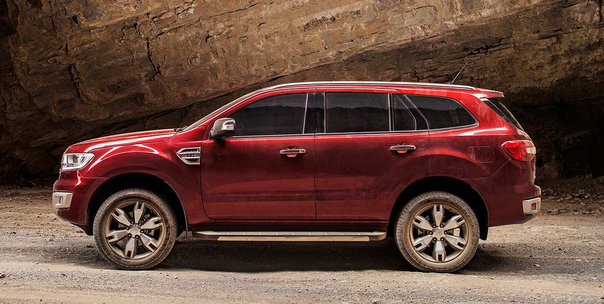 Tackle any surface, on-road or off #FordEverest bit.ly/1Mnl21b