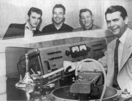 bcare21's tweet image. #ScottyMoore  #Guiitar #MusicHistory  #Elvis. #Thorny'Nogar #Recording  and #Mastering.#RCA #Mypiano  @bcare21