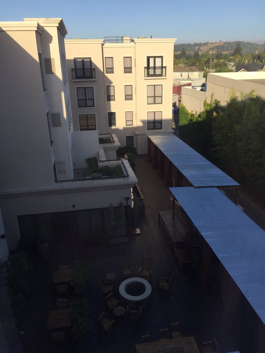 Stu_Marks's tweet photo. Good morning, Napa @andaznapa #VAS16 #veeam https://t.co/ae1sn4D7fK