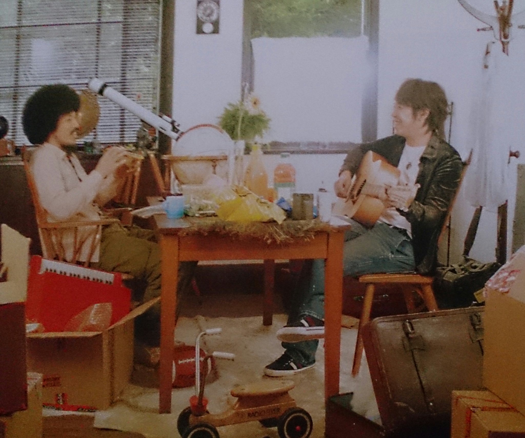 クラリネ スキマスイッチ さんの曲 藍 聴いていてとても良かったので収録されている 夕風ブレンド 買ってきました マイミクさんお薦めの 雫 収録のcd探してけど売ってなかったorzこの曲 獣の奏者エリン って アニメの主題歌だっ