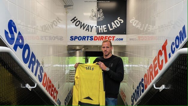 NUFCMedia's tweet photo. Some new pictures of our new boy @MatzSels after signing for #NUFC.
#WelcomeMatz https://t.co/cImgHEiw2O