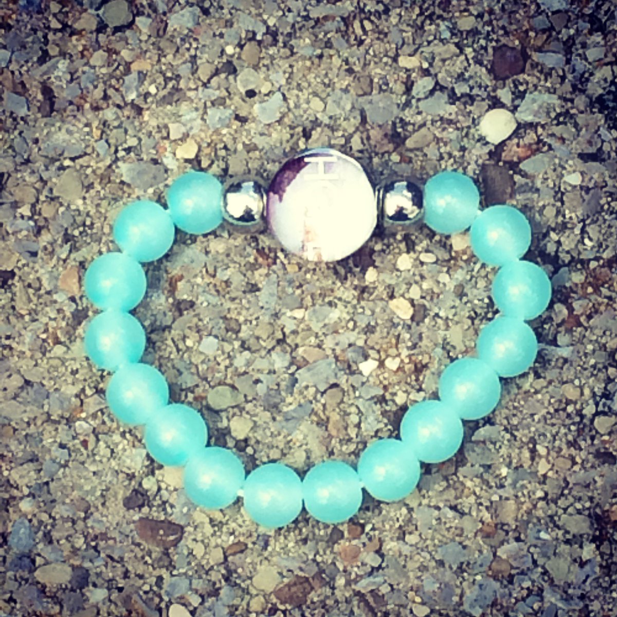 LIMITED TIME OFFER

Get one of our Classic Snap Bracelets FREE!

Shop here: limitlessaccessories.co/free