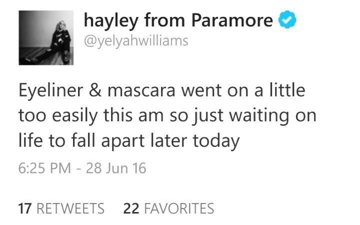 Paramoreness's tweet image. Hayley is my spirit animal 💁🏻