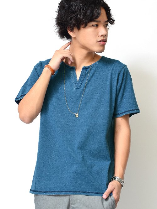 MinoriTY_ever's tweet photo. インディゴキーネック半袖Tシャツ
2,052円(税込)
https://t.co/cW65gs1edN

インディゴ染めを施した独特の��合いを表現したTシャツ
少々ムラもあるユーズド感がオシャレ。ゆるく、ラフな印象を与えてくれます。 https://t.co/9ovRV8ODGo