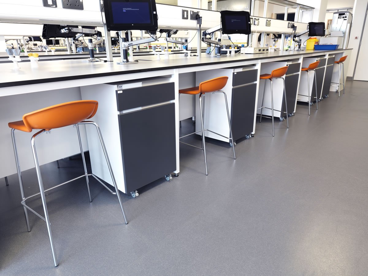 AltroAmericas's tweet photo. RT @AltroFlooring: Point loading problems dissolve w/ Altro 2.5mm safety flooring #altroschoolrules #education https://t.co/wuOhrd2SaZ